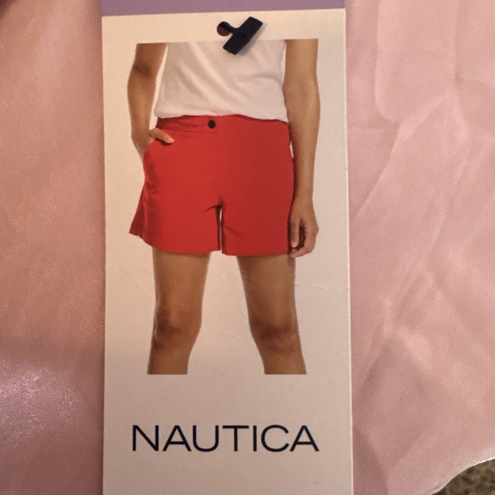 Nautica Women's Size 4 Mid Rise Twill Shorts Bright Red 5" Inseam Pockets NEW